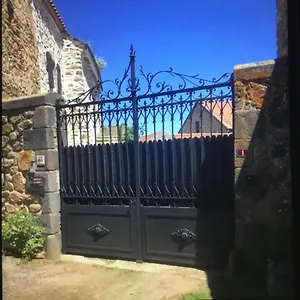 De La Sagne Hébergement de vacances Apchat